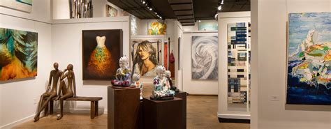 Eleven small galleries around a central larger gallery feature an extensive, eclectic collection of emerging and award-winning fine art in a variety of media including oils, pastels, watercolors and acrylics. . E galleries